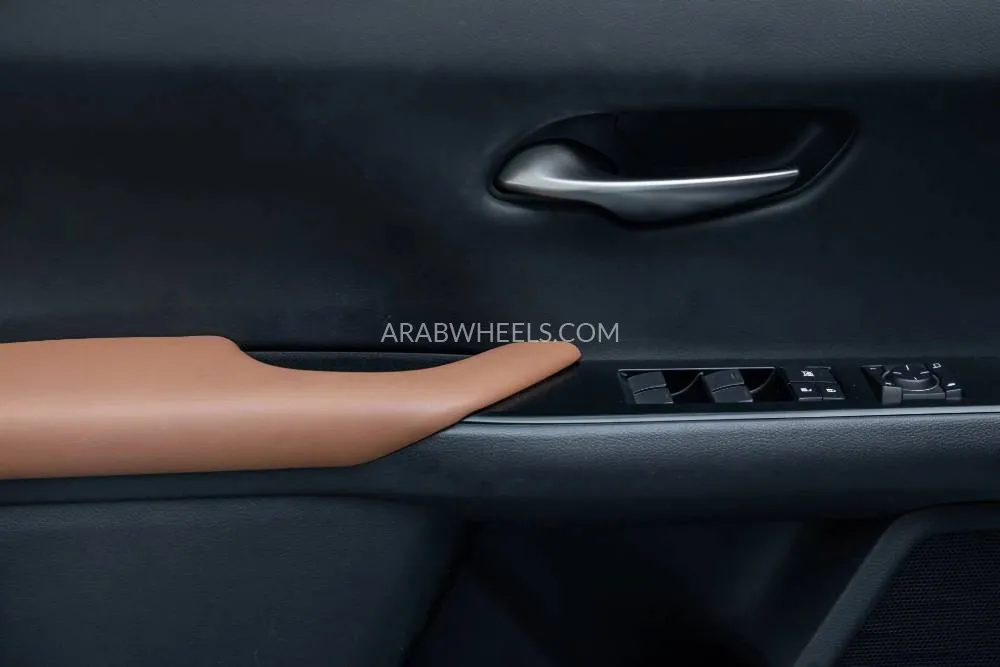 Lexus UX 2022 for Sale in Dubai Image-13