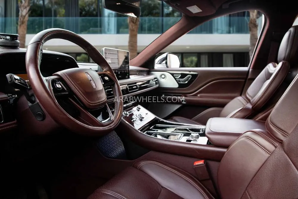 Lincoln Aviator 2020 for Sale in Dubai Image-9