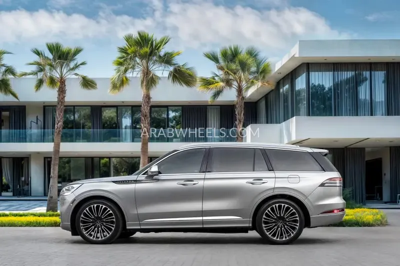 Lincoln Aviator 2020 for Sale in Dubai Image-24