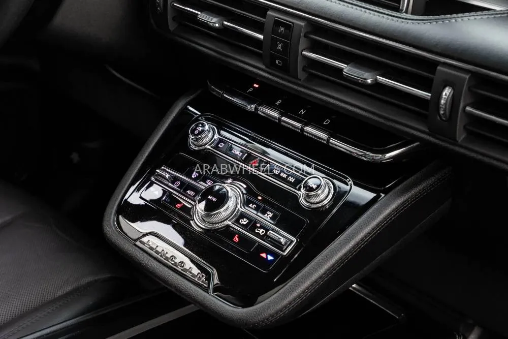 Lincoln Corsair 2022 for Sale in Dubai Image-11