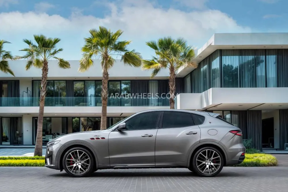 Maserati Levante 2022 for Sale in Dubai Image-17