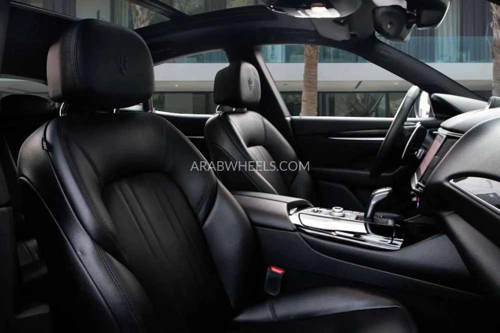 Maserati Levante 2023 for Sale in Dubai Image-11