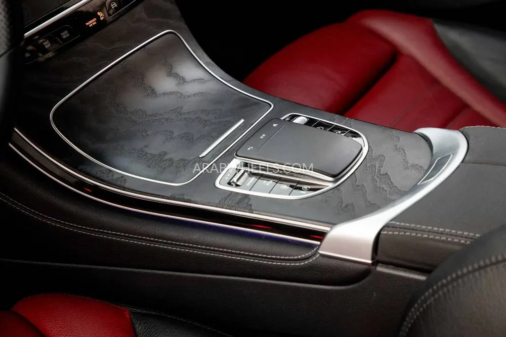 Mercedes Benz GLC Class 2020 for Sale in Dubai Image-11