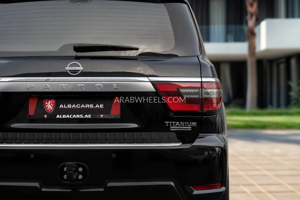 Nissan Patrol 2024 for Sale in Dubai Image-6
