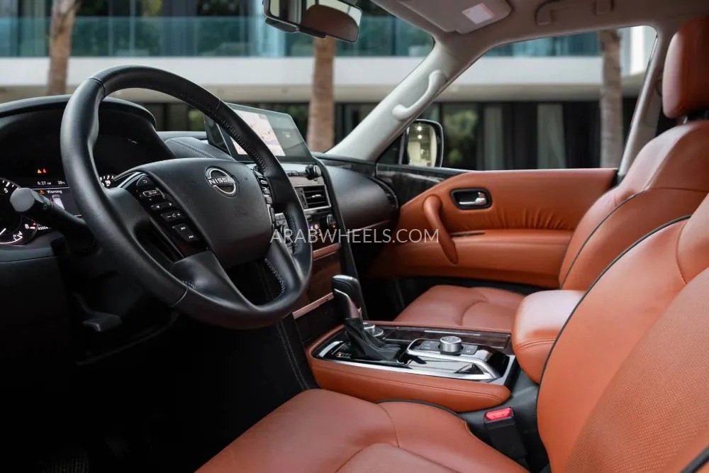Nissan Patrol 2024 for Sale in Dubai Image-9