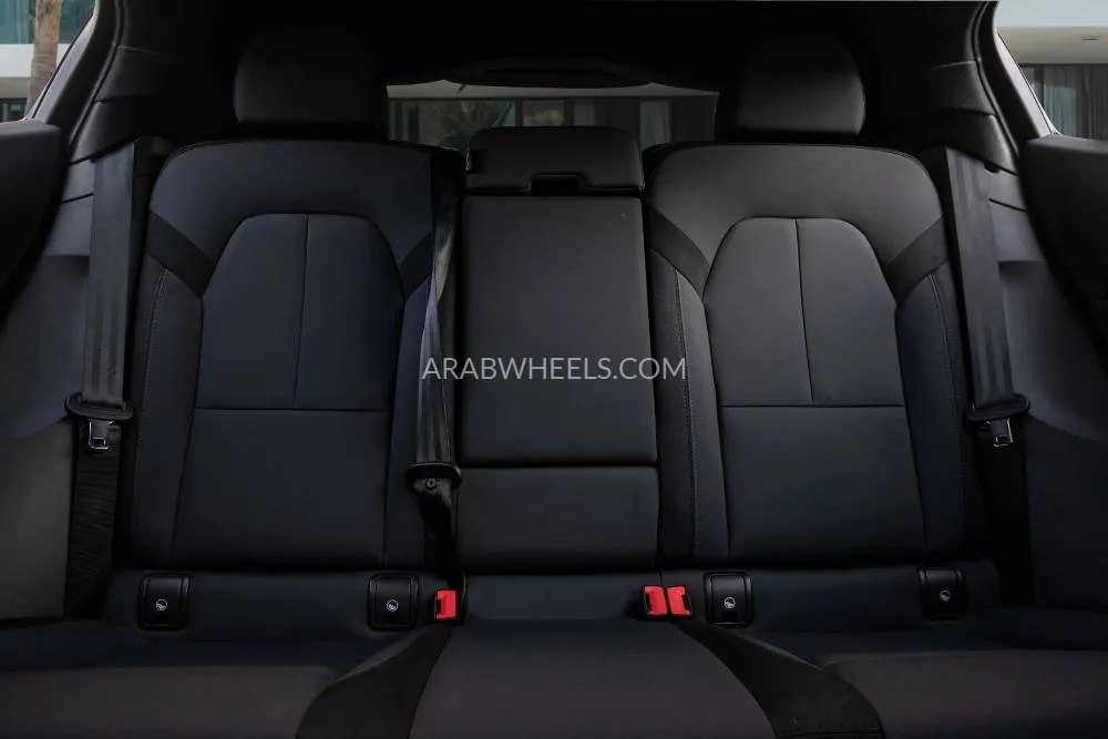 Polestar 2 2023 for Sale in Dubai Image-13