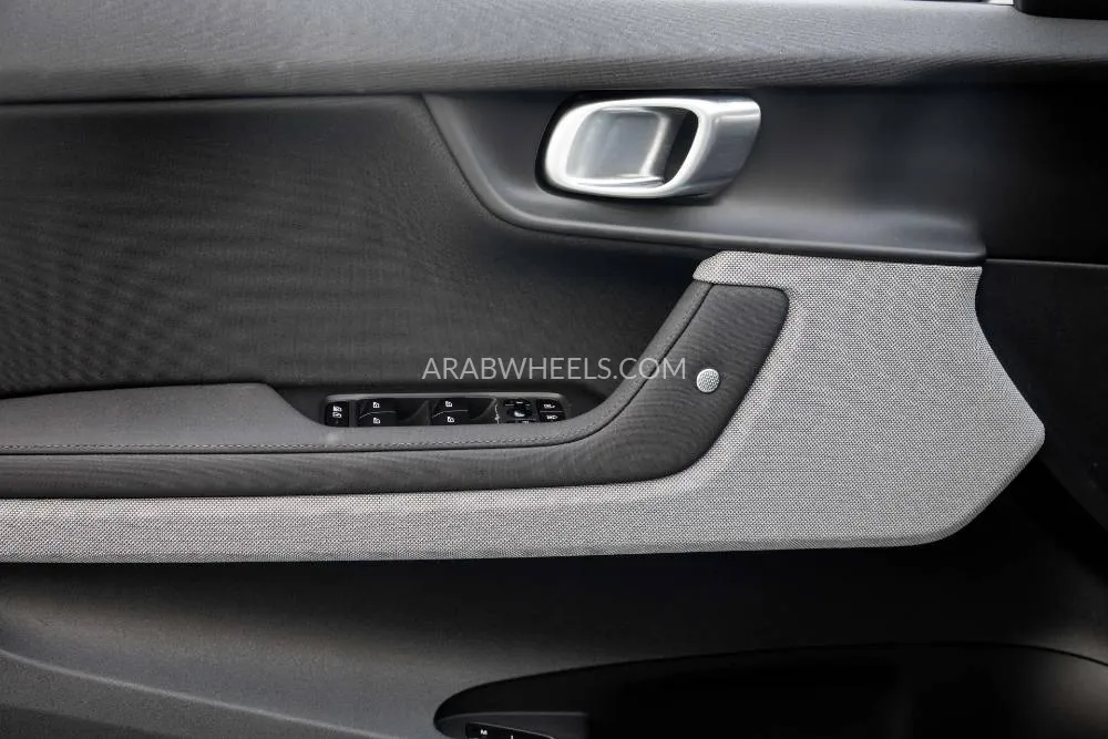 Polestar 2 2023 for Sale in Dubai Image-13