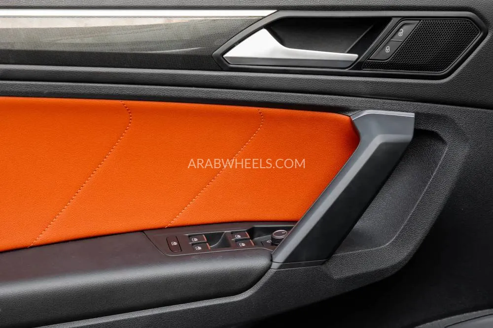Volkswagen Tiguan 2020 for Sale in Dubai Image-13