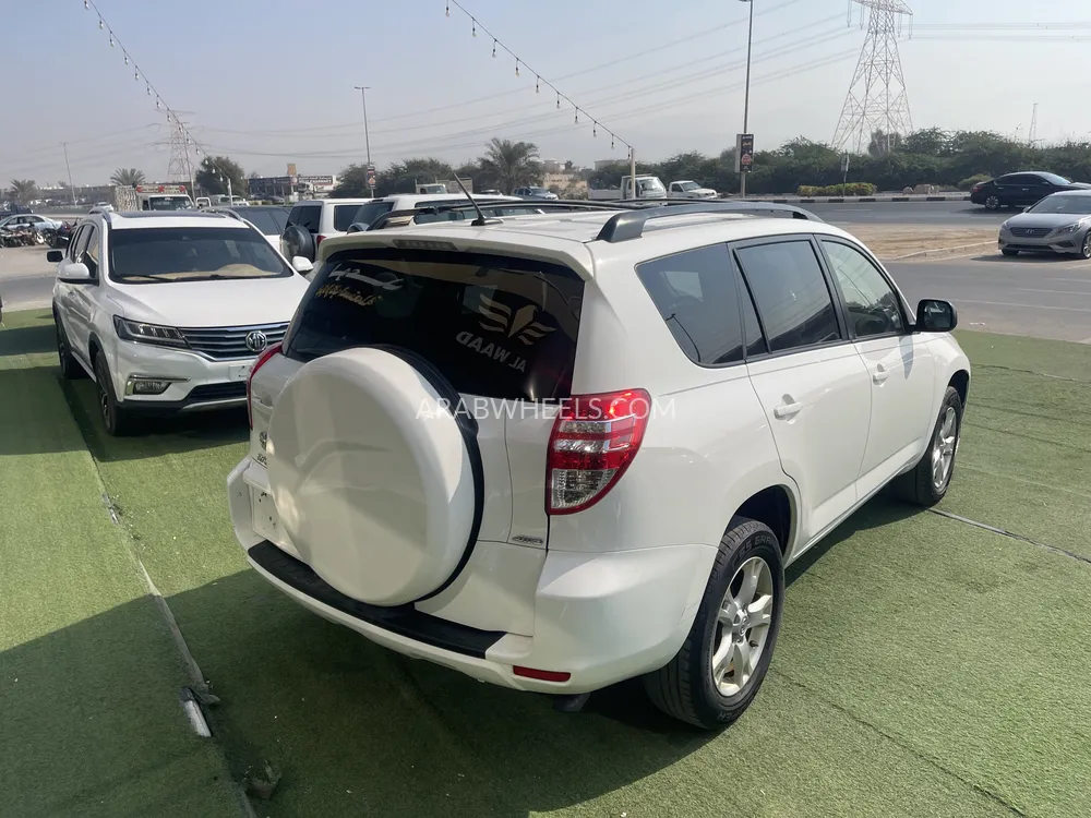 Toyota Rav4 2012 for Sale in Ras Al Khaimah Image-8