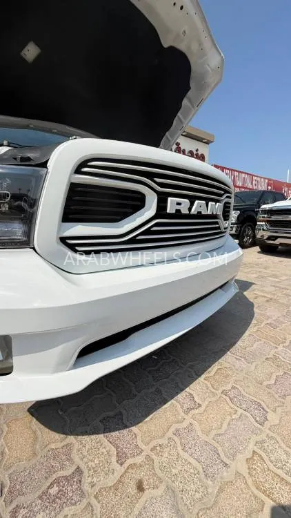 Dodge RAM 2018 for Sale in Dubai Image-2