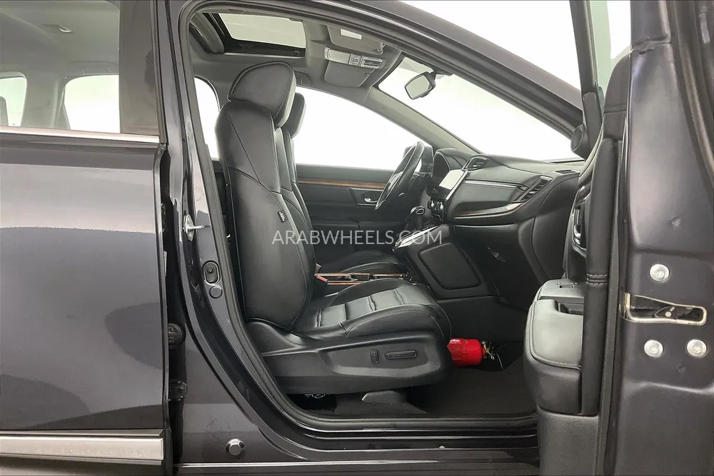 Honda CR-V 2022 for Sale in Sharjah Image-13