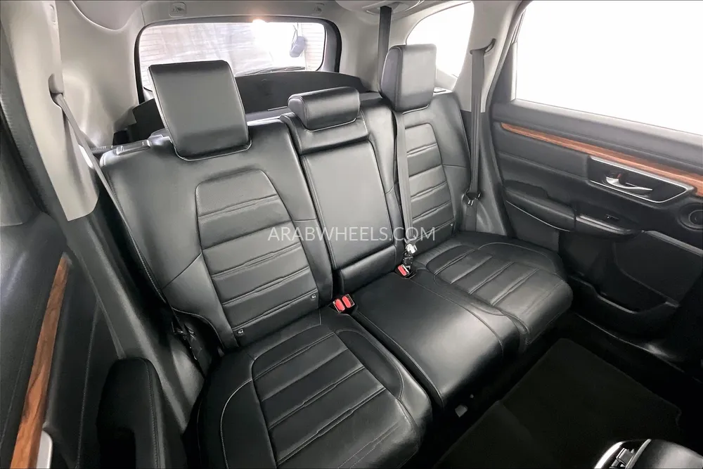 Honda CR-V 2022 for Sale in Sharjah Image-29