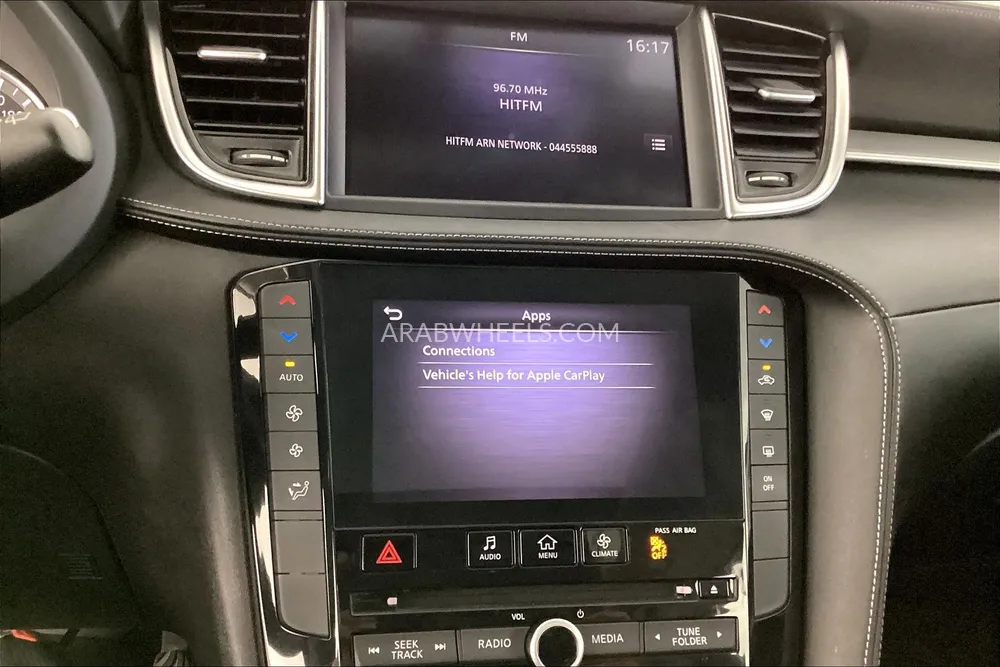 Infiniti QX50 2021 for Sale in Dubai Image-10