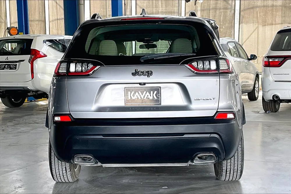 Jeep Cherokee 2020 for Sale in Sharjah Image-5