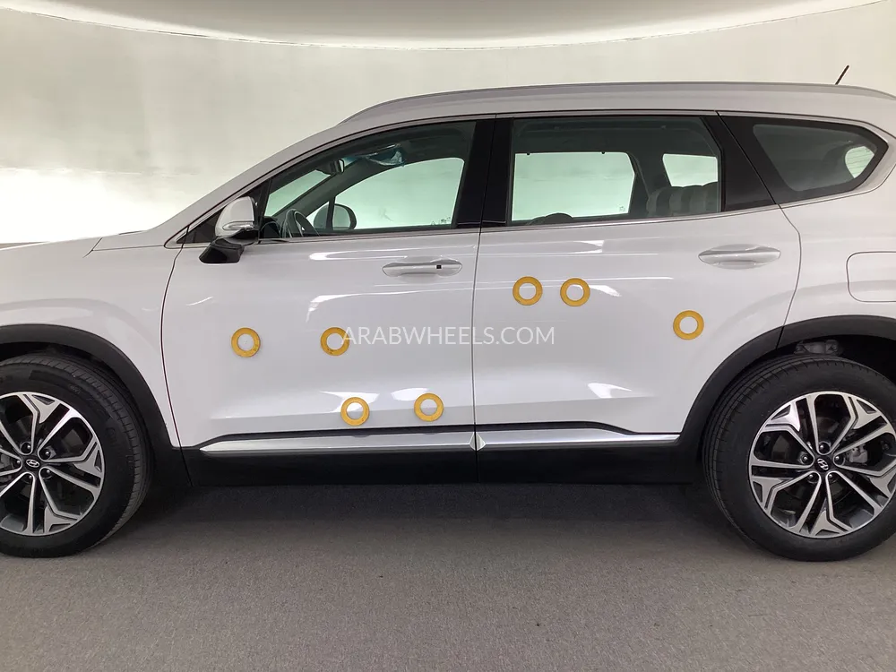 Hyundai Santa Fe 2020 for Sale in Sharjah Image-24