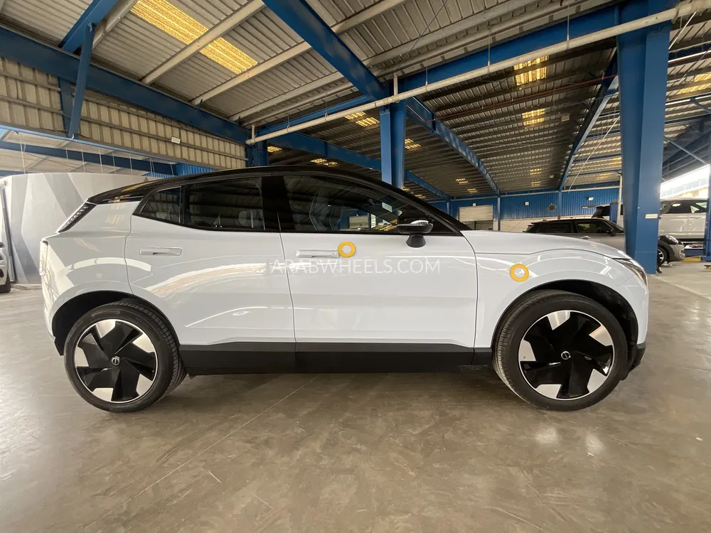 Volvo EX30 2024 for Sale in Sharjah Image-32