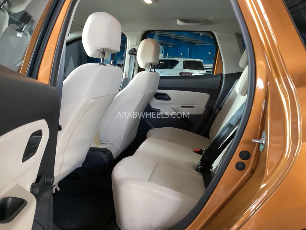 Renault Duster 2020 for Sale in Sharjah Image-9