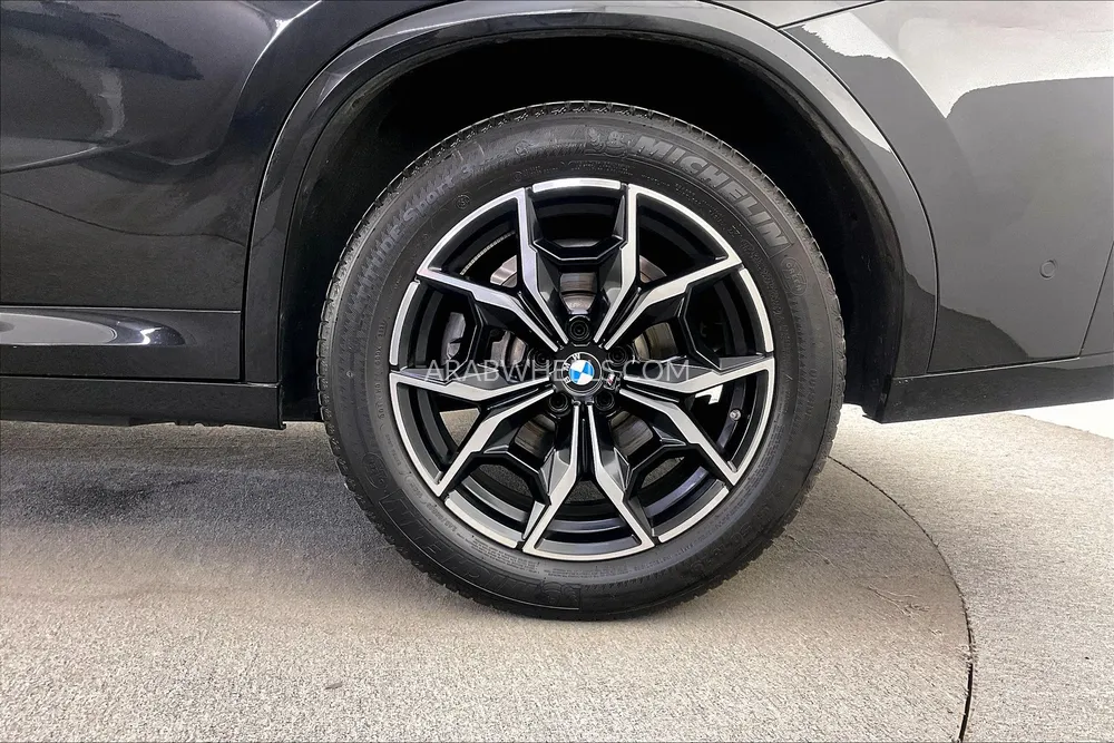 BMW X4 2023 for Sale in Sharjah Image-10