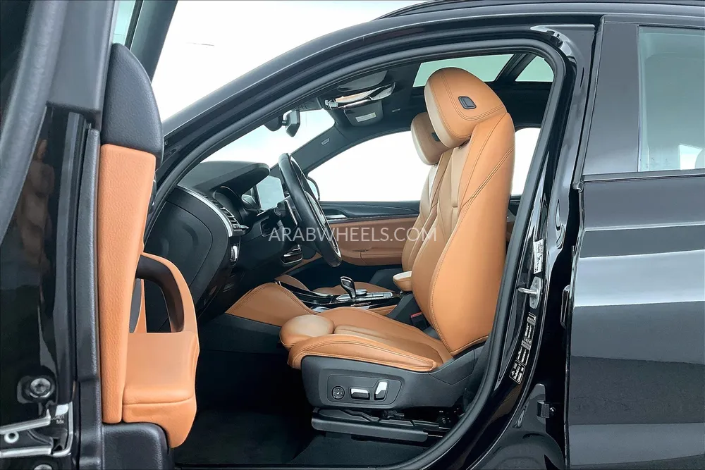 BMW X4 2023 for Sale in Sharjah Image-25
