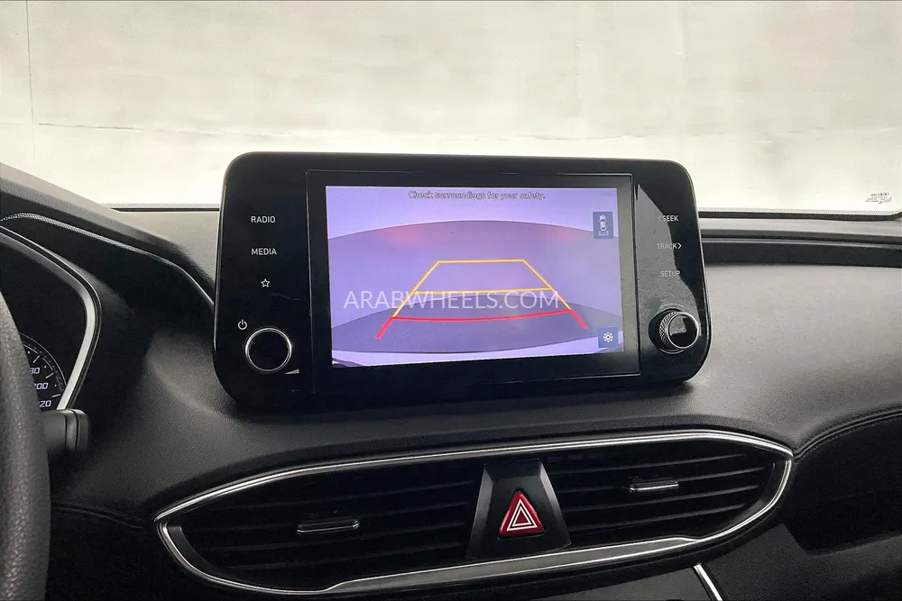 Hyundai Santa Fe 2022 for Sale in Dubai Image-17