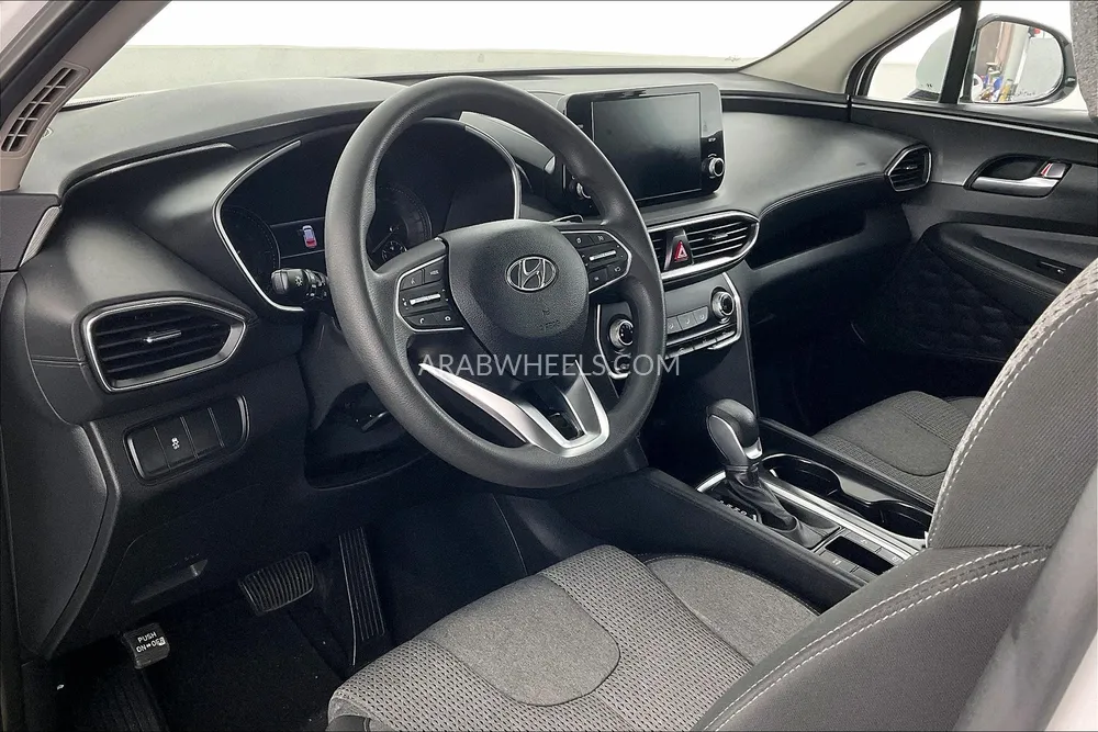 Hyundai Santa Fe 2022 for Sale in Dubai Image-26