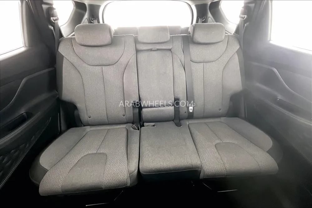 Hyundai Santa Fe 2022 for Sale in Dubai Image-28
