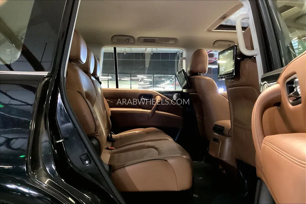 Infiniti QX80 2023 for Sale in Dubai Image-12