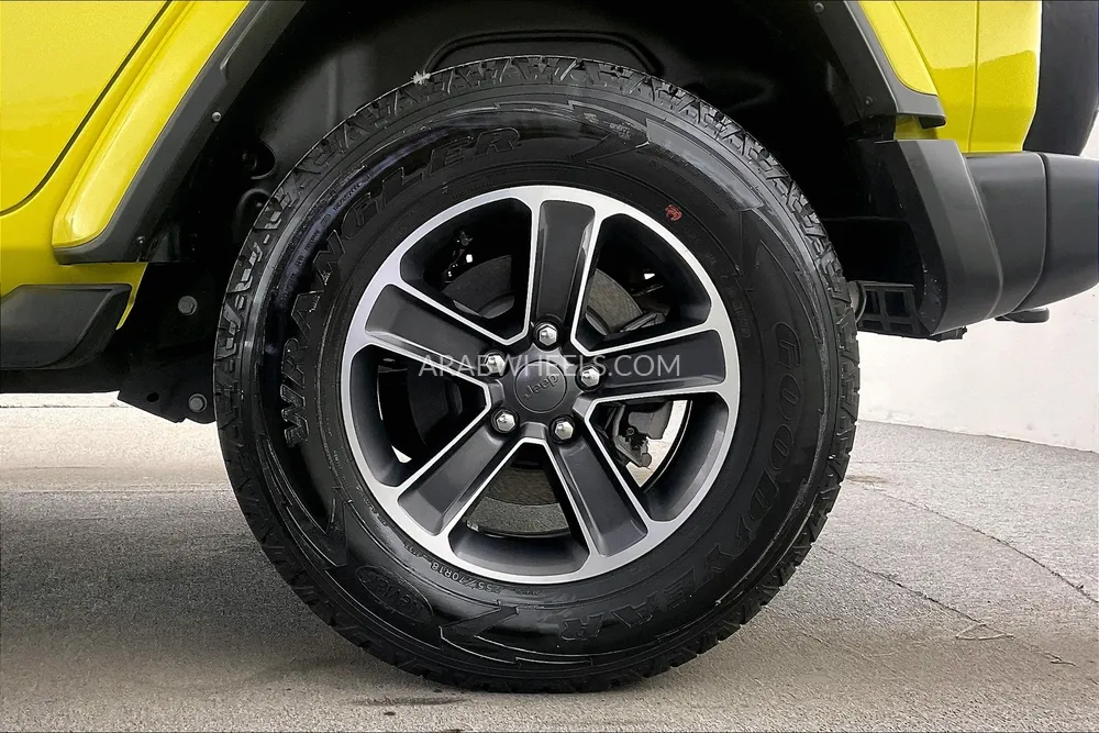 Jeep Wrangler 2023 for Sale in Dubai Image-9