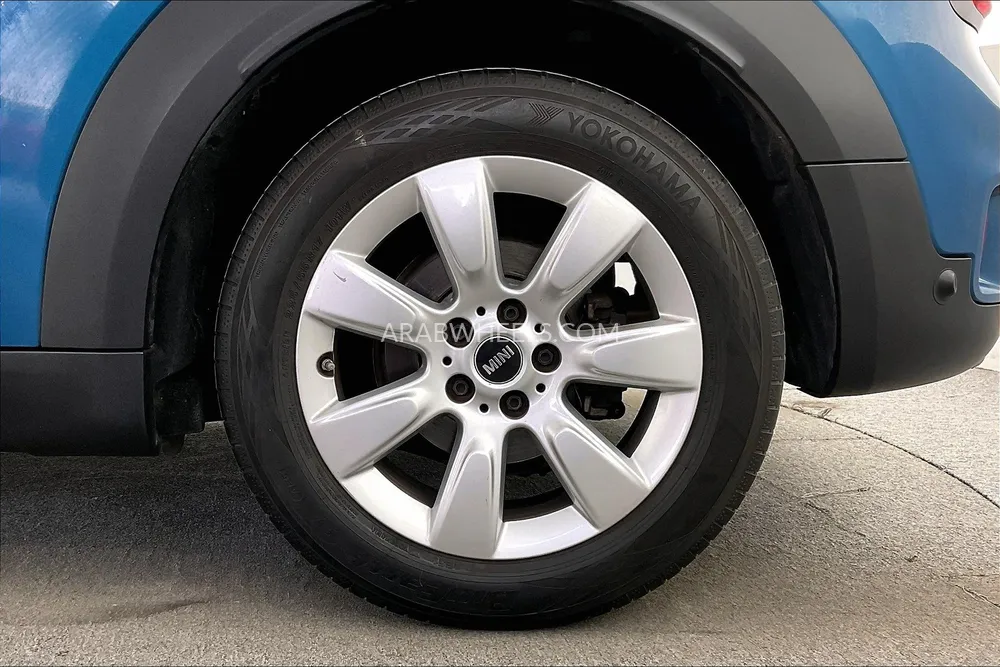 Mini Countryman 2020 for Sale in Sharjah Image-10