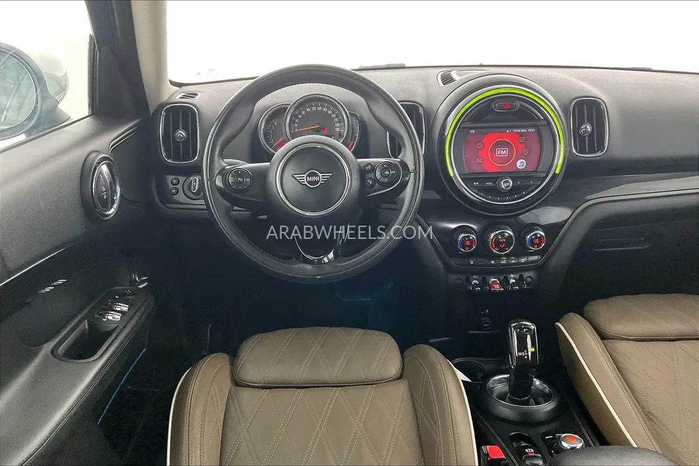 Mini Countryman 2020 for Sale in Sharjah Image-16
