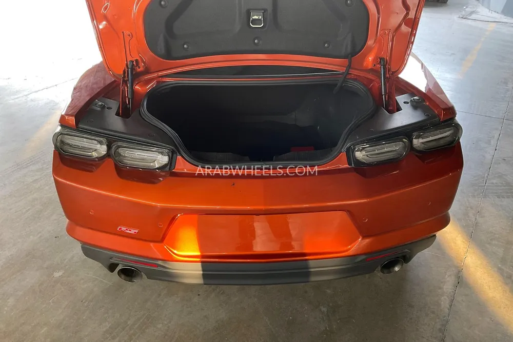 Chevrolet Camaro 2022 for Sale in Sharjah Image-15