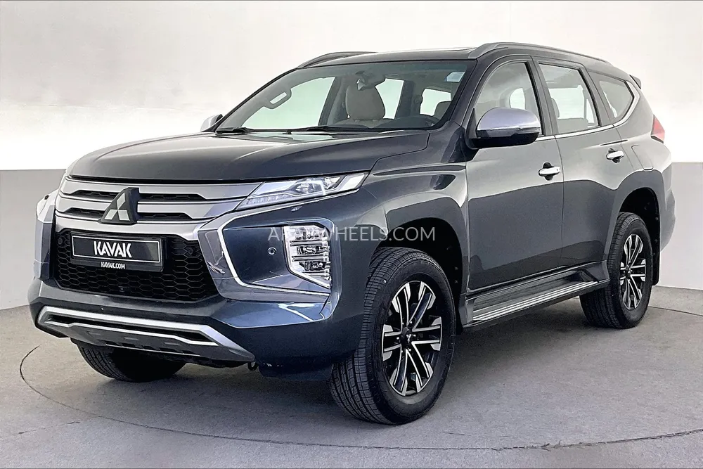 ميتسوبيشي مونتيرو سبورت 2021 for Sale in الشارقة Image-1