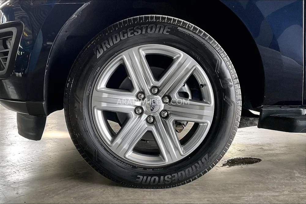 Ford Expedition 2021 for Sale in Sharjah Image-9