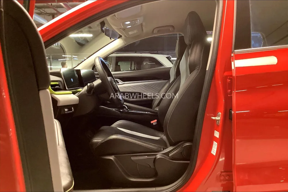 جيلي كولراي 2024 for Sale in دبي Image-22