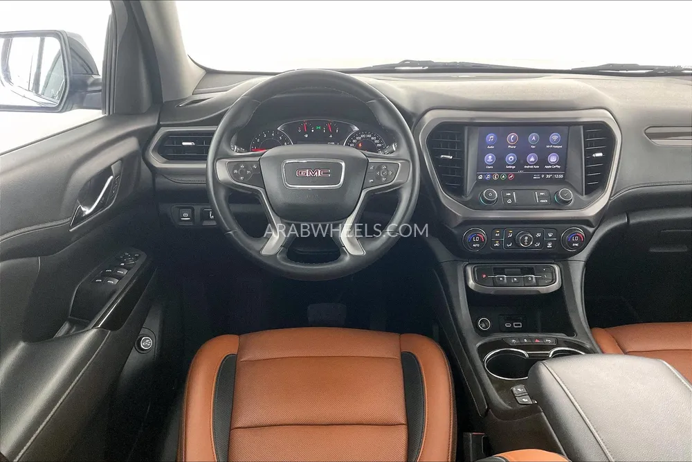 GMC Acadia 2023 for Sale in Dubai Image-16