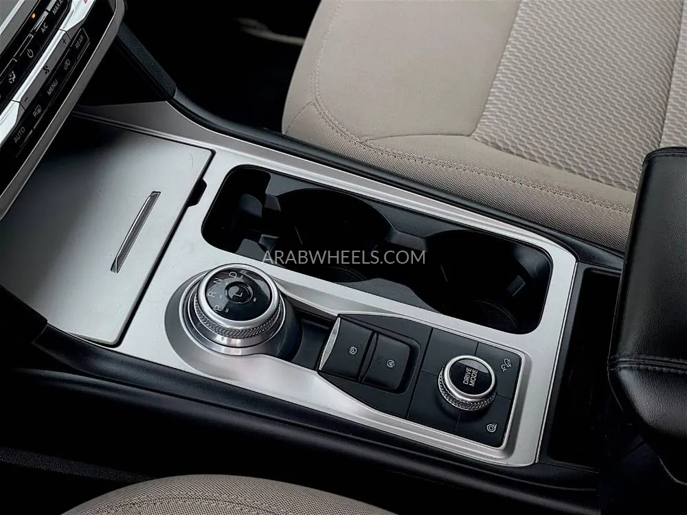 Ford Explorer 2021 for Sale in Dubai Image-16