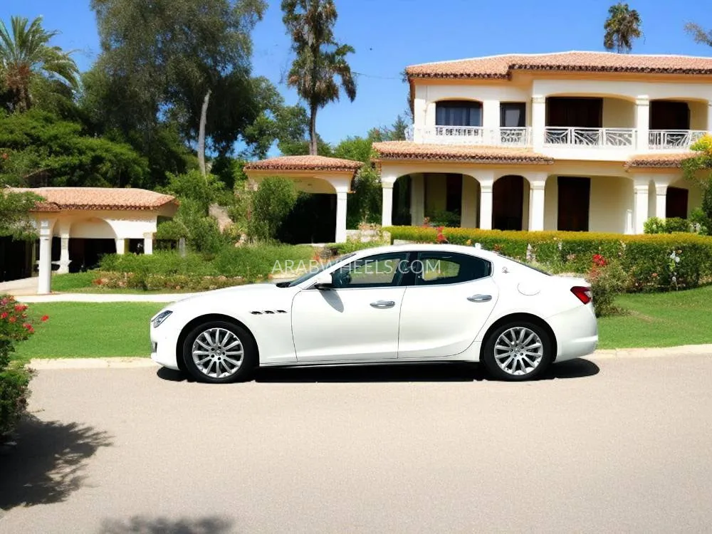 Maserati Ghibli 2019 for Sale in Dubai Image-10