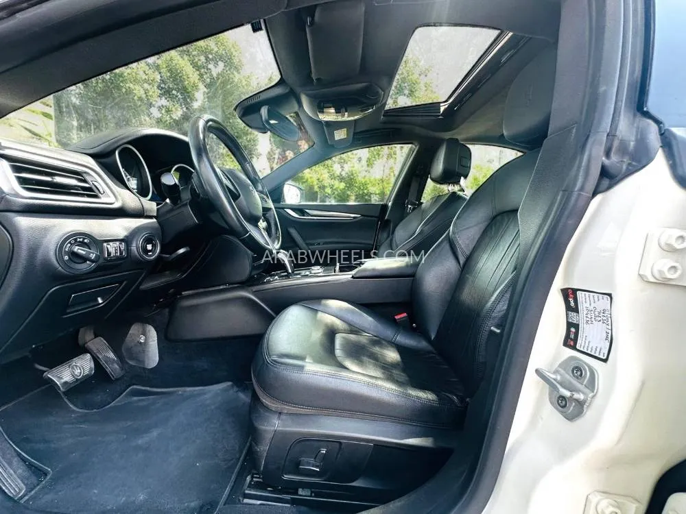 Maserati Ghibli 2019 for Sale in Dubai Image-15