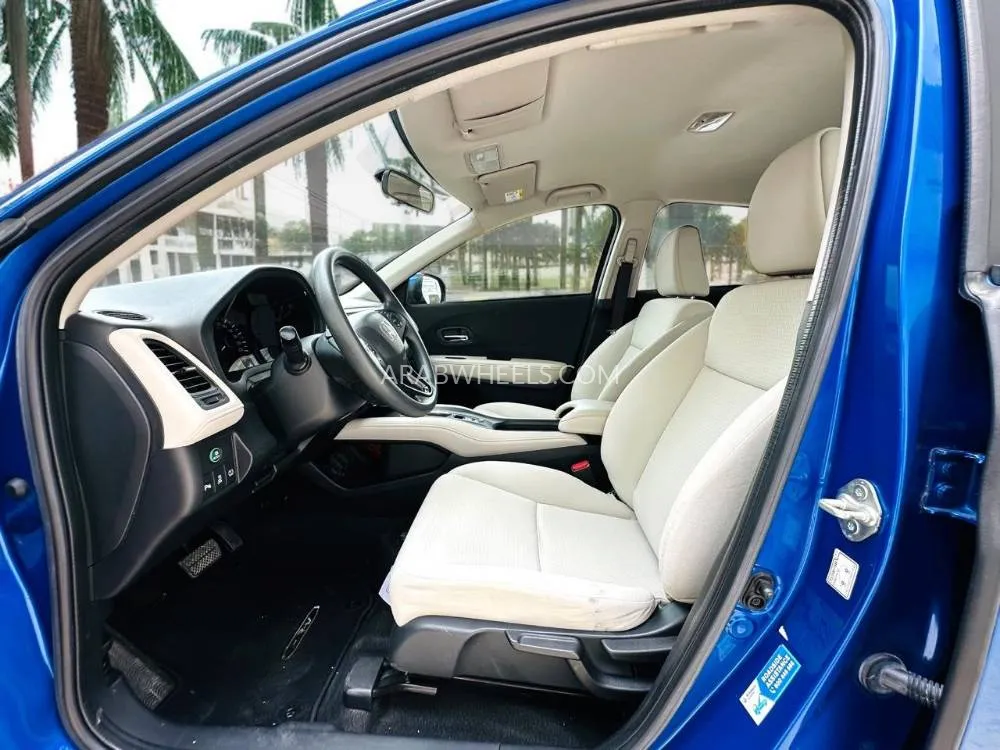 Honda HR-V 2020 for Sale in Dubai Image-15