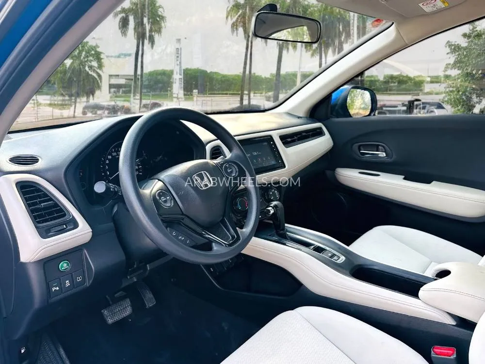 Honda HR-V 2021 for Sale in Dubai Image-16