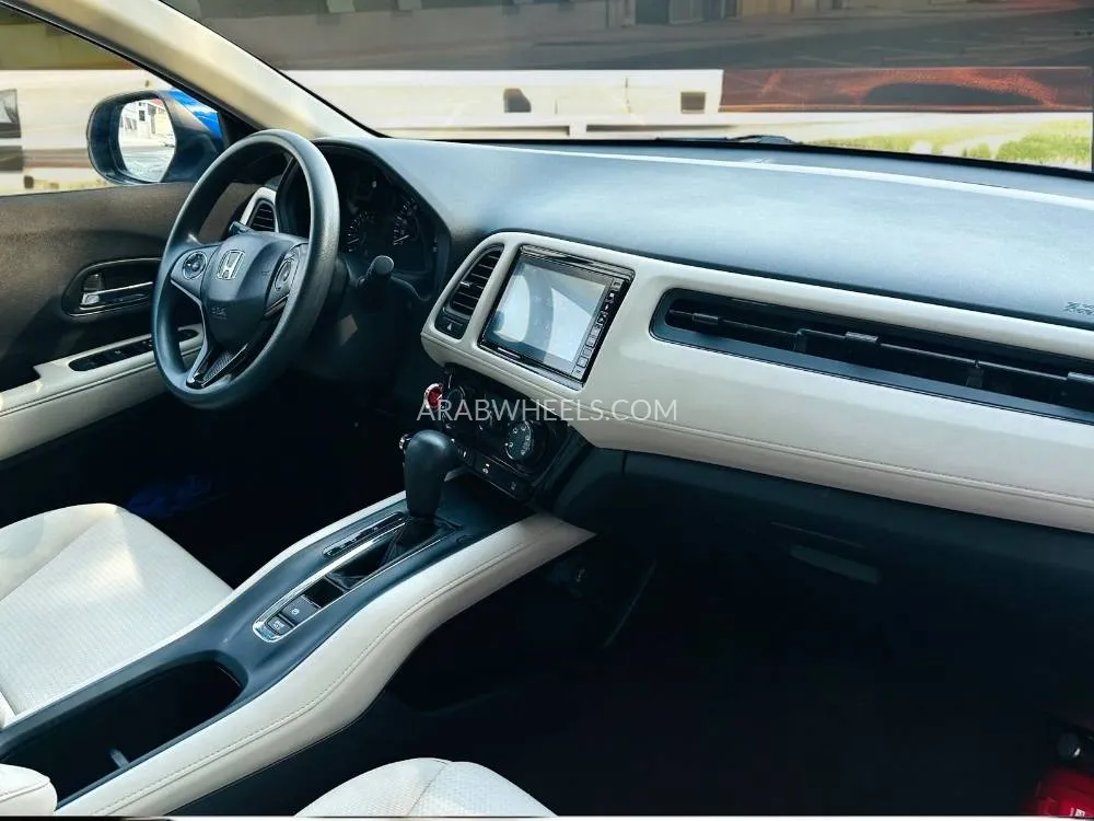 Honda HR-V 2021 for Sale in Dubai Image-18