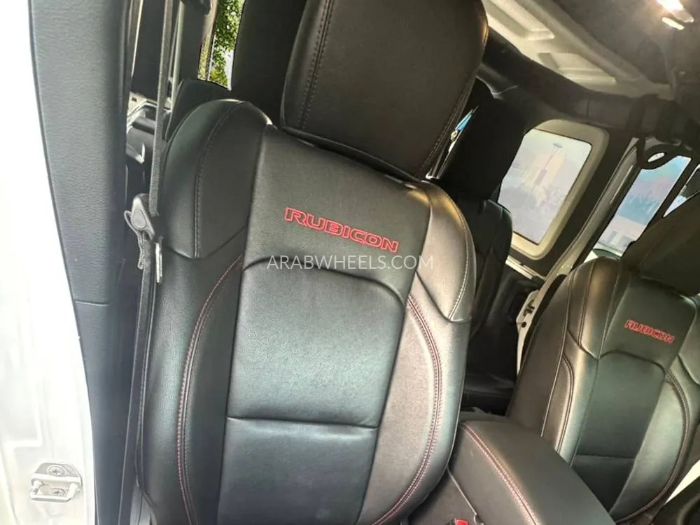 Jeep Wrangler 2023 for Sale in Dubai Image-16