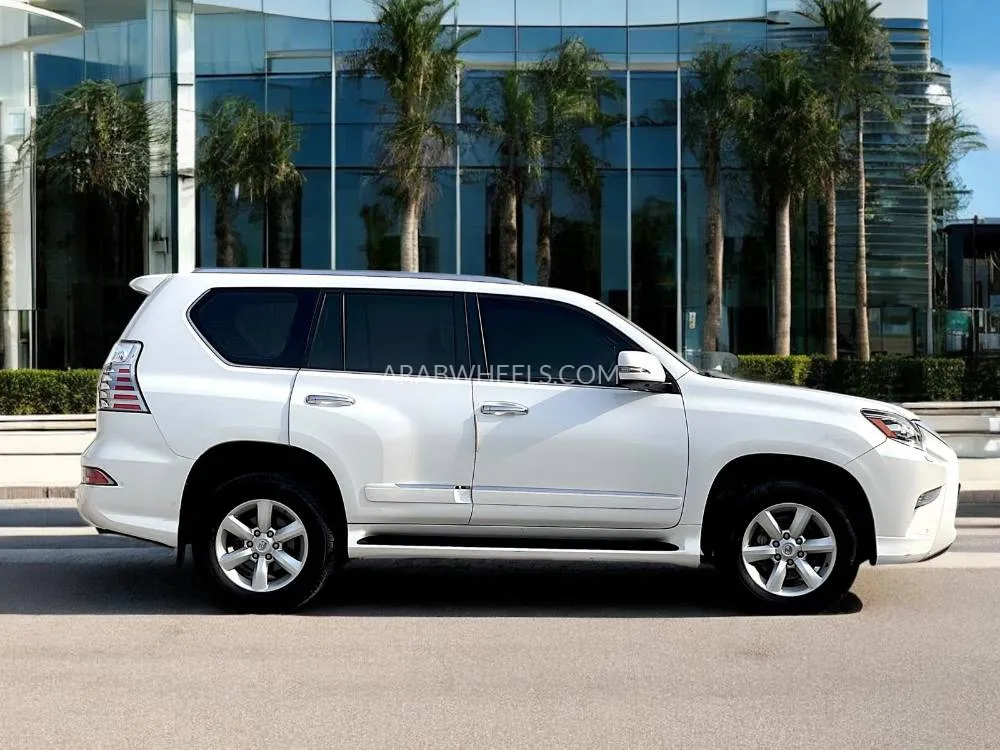 Lexus GX 2015 for Sale in Dubai Image-5