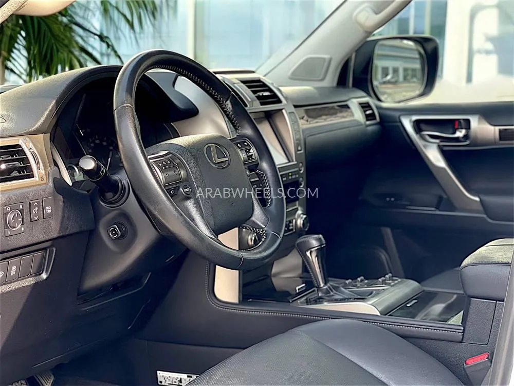 Lexus GX 2015 for Sale in Dubai Image-13