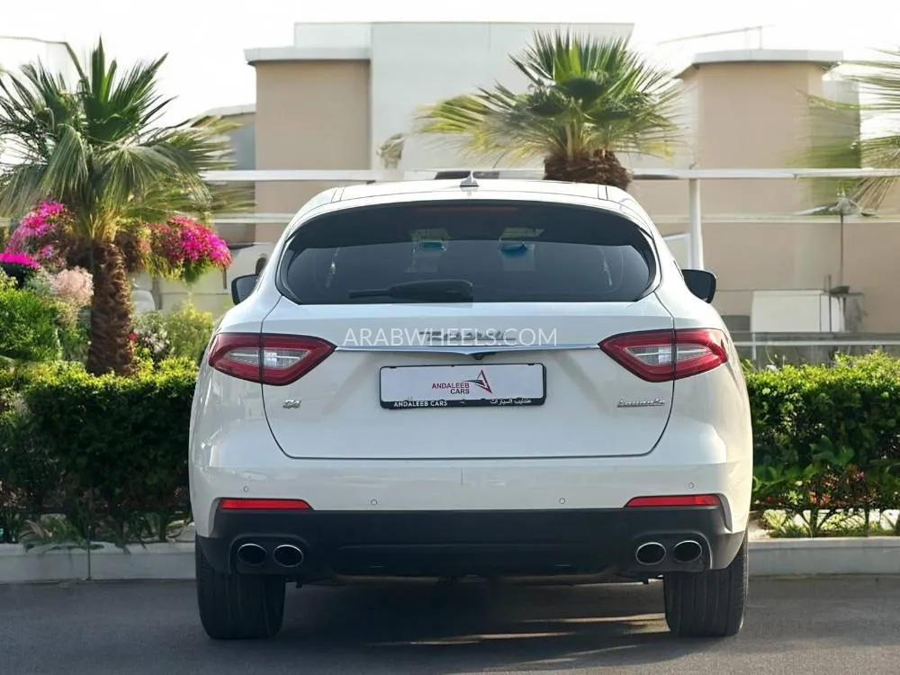 Maserati Levante 2020 for Sale in Dubai Image-6