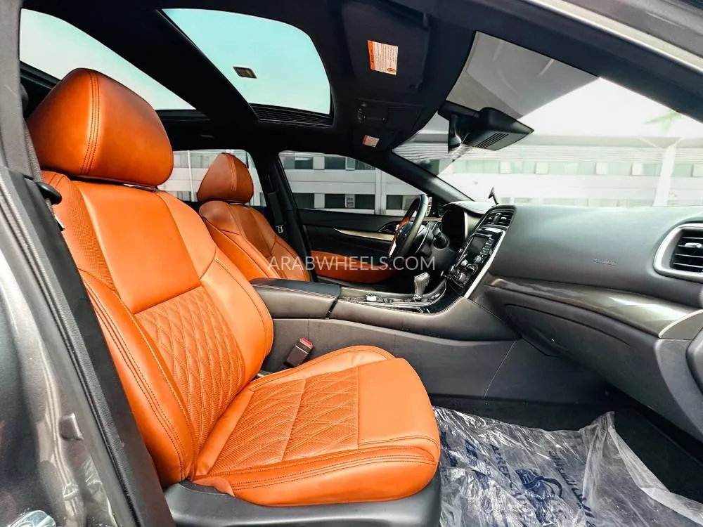 Nissan Maxima 2023 for Sale in Dubai Image-18