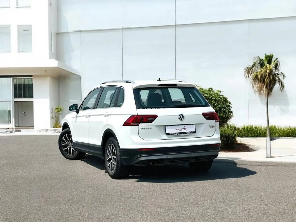 Volkswagen Tiguan 2018 for Sale in Dubai Image-8