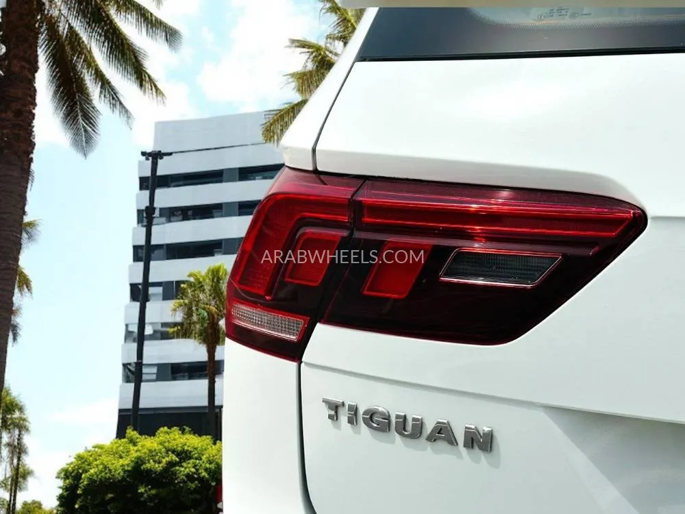 Volkswagen Tiguan 2018 for Sale in Dubai Image-10