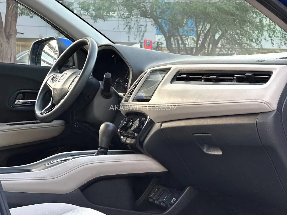 Honda HR-V 2021 for Sale in Dubai Image-14