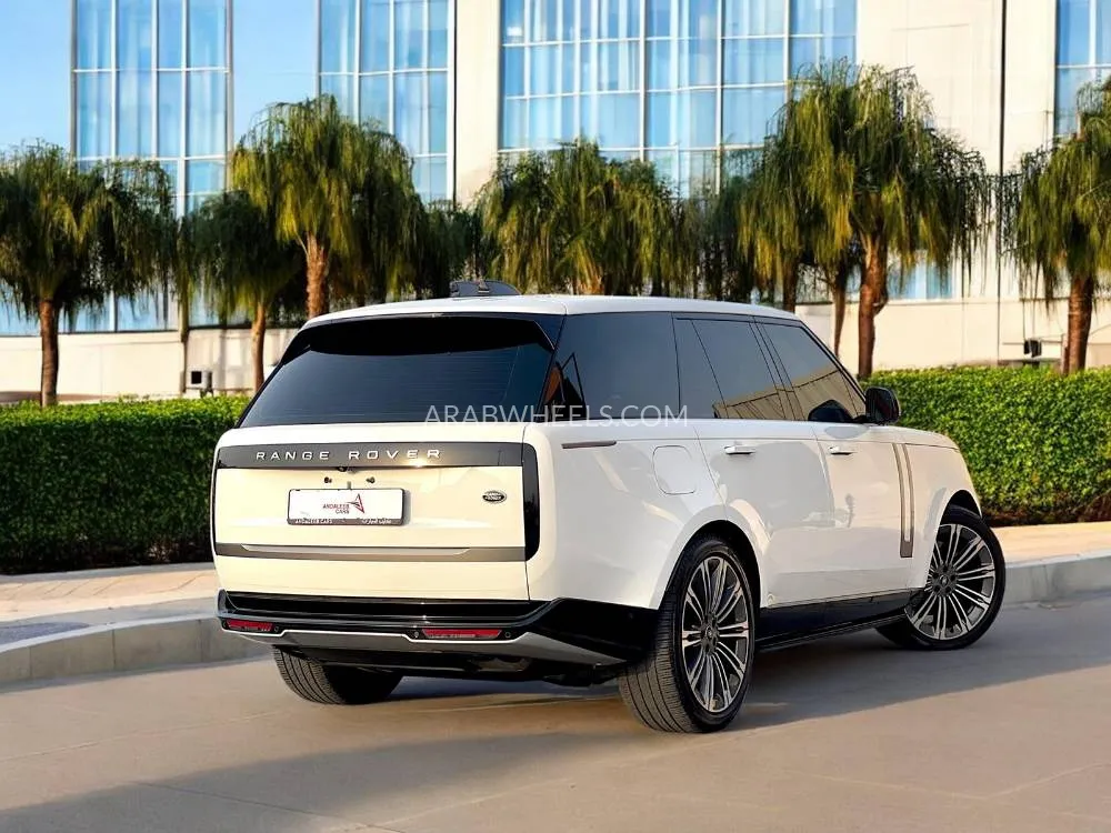 Land Rover Range Rover 2023 for Sale in Dubai Image-6